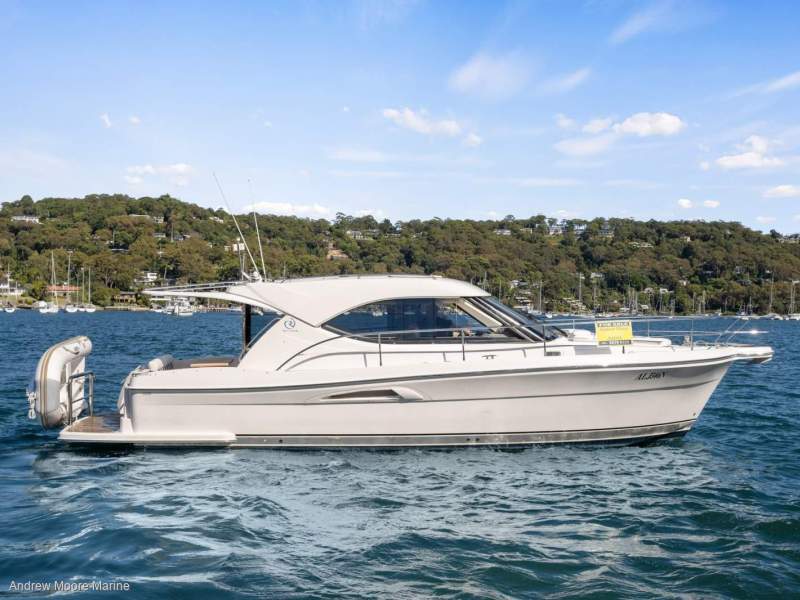 Riviera 3600 Sport Yacht