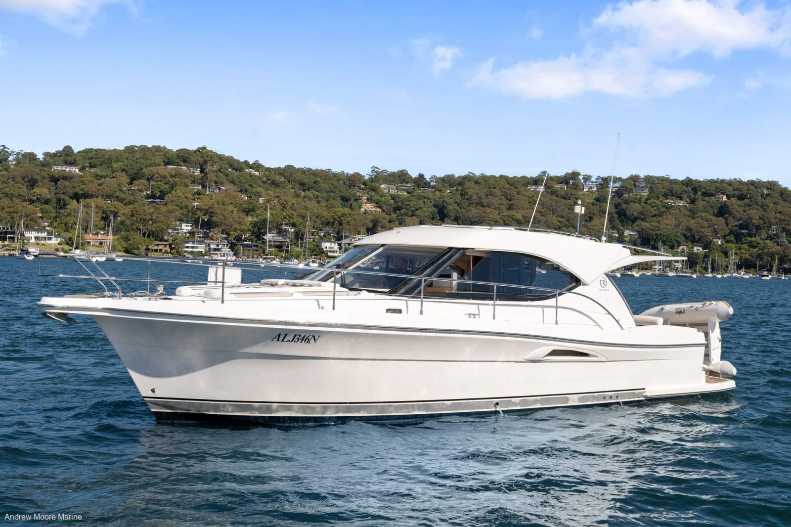 Riviera 3600 Sport Yacht