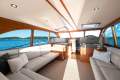 Palm Beach Motor Yachts 45 Sedan