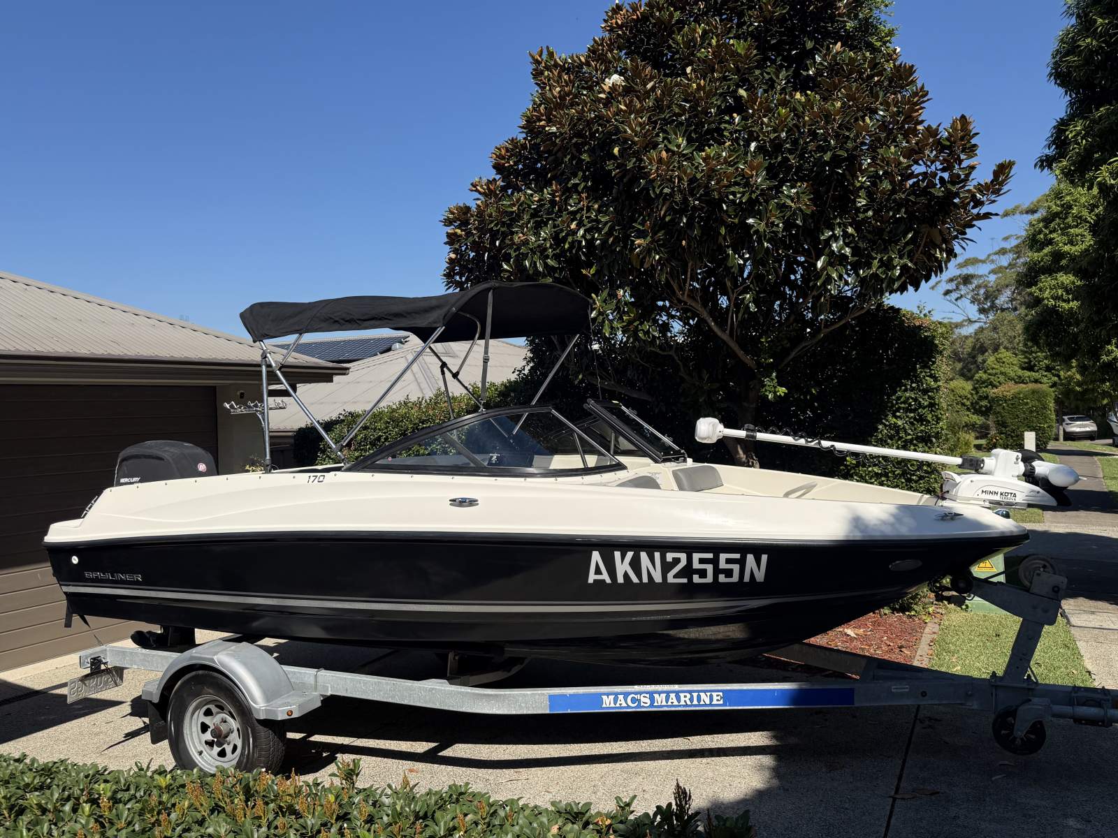 Bayliner 170 Bowrider 90 hp Mecury 4 stroke