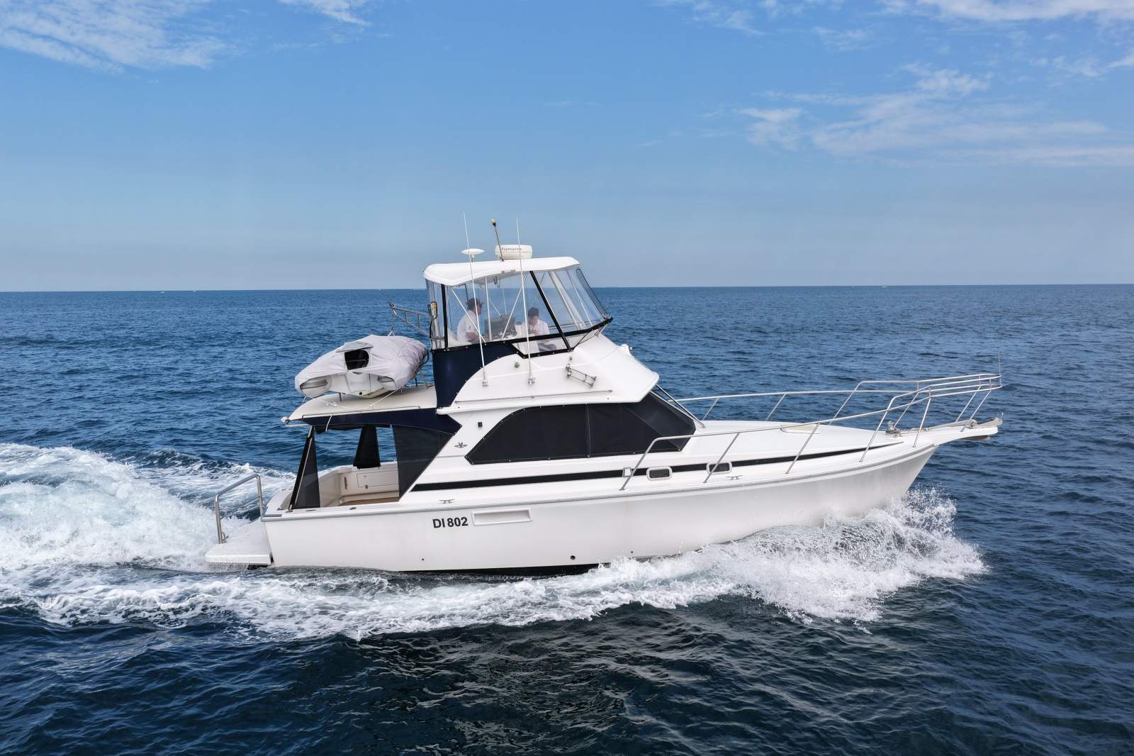 Caribbean 35 Flybridge Cruiser