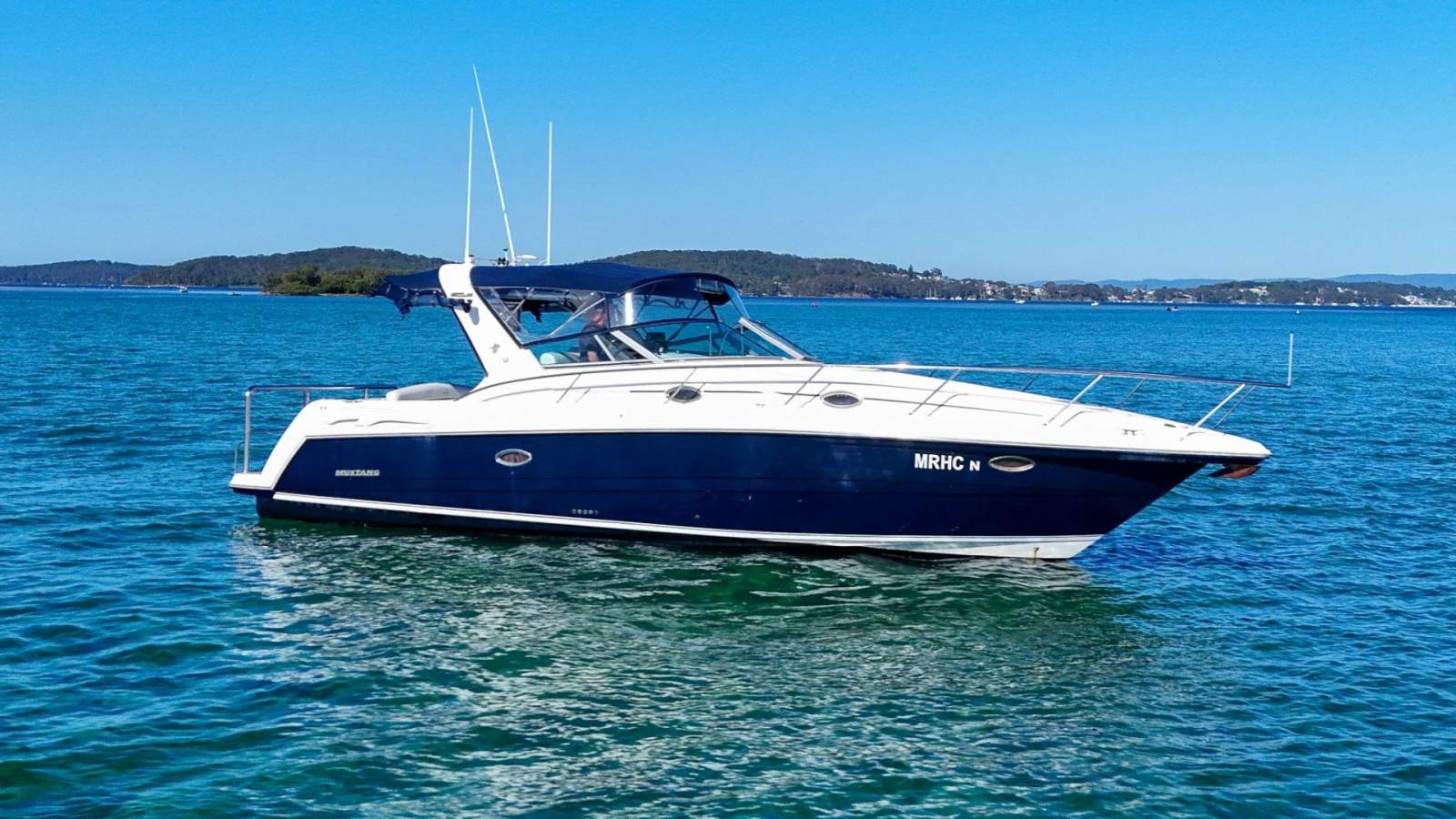 Mustang 3800 Sportscruiser