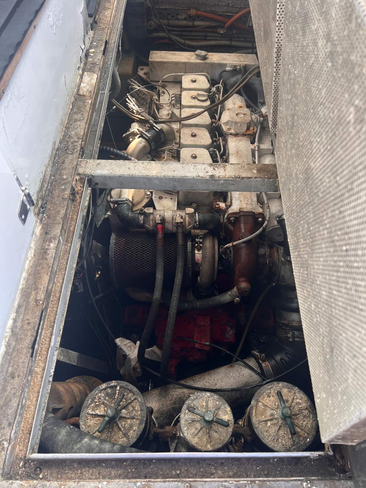 Cairns Custom Craft Flybridge Cruiser