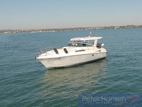 Riviera M400 Sports Cruiser