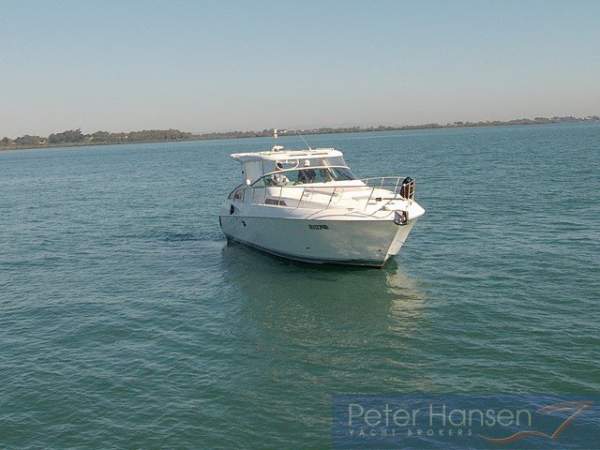 Riviera M400 Sports Cruiser