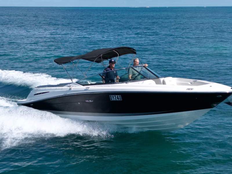 Sea Ray 270 SLX