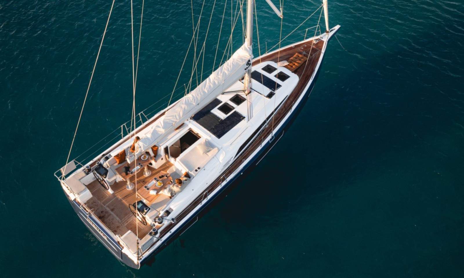 New Beneteau Oceanis 47 (New Gen 8 Model)
