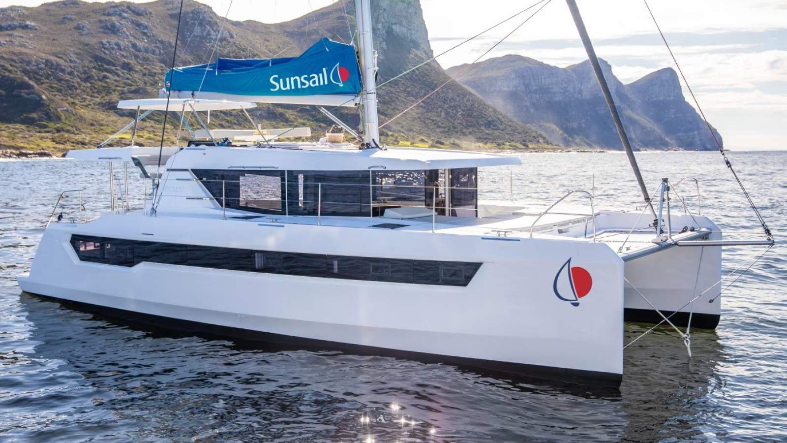 Leopard Catamarans 46 (Sunsail 464) available in Greece