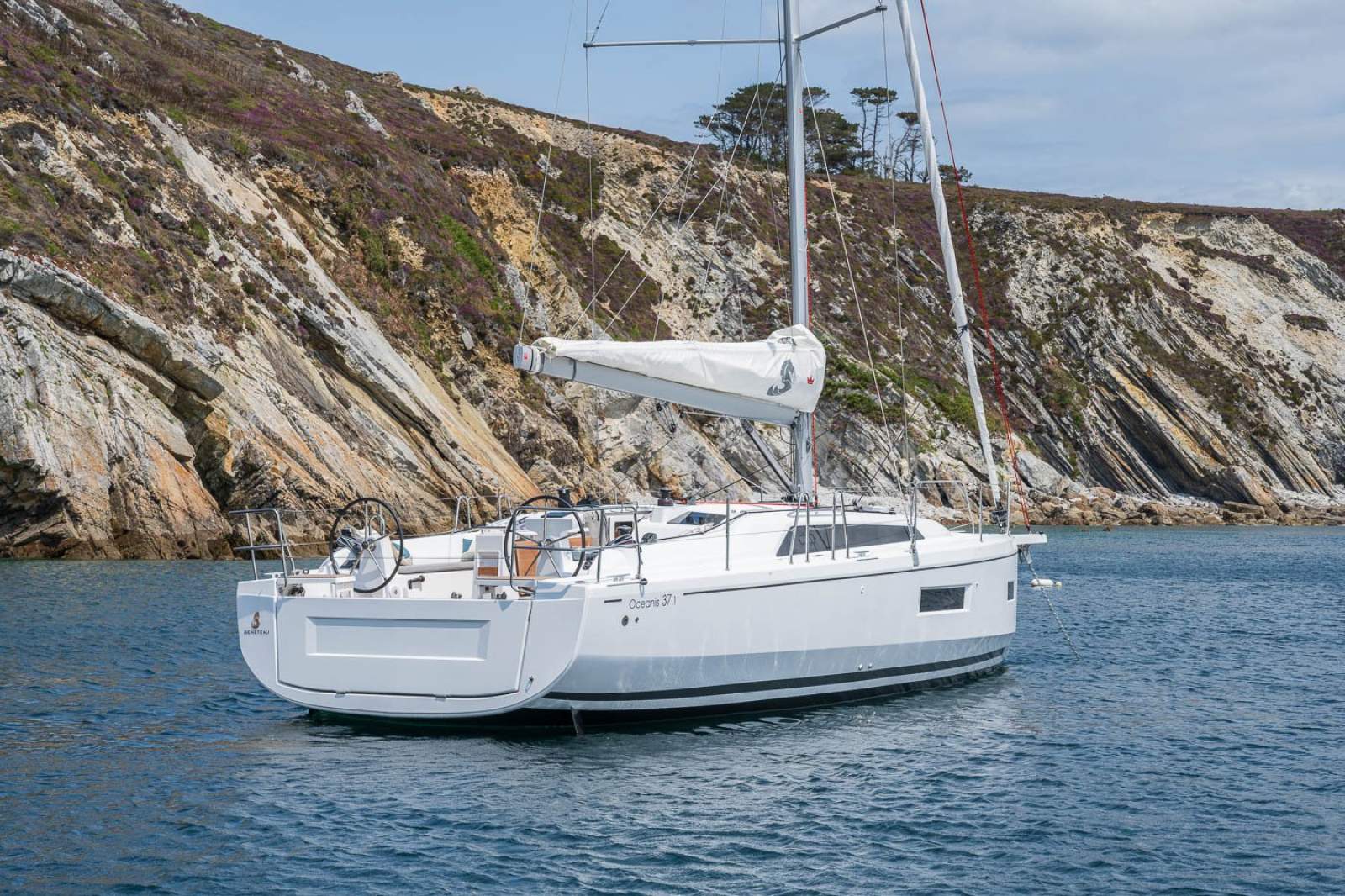 New Beneteau Oceanis 37.1 (New)