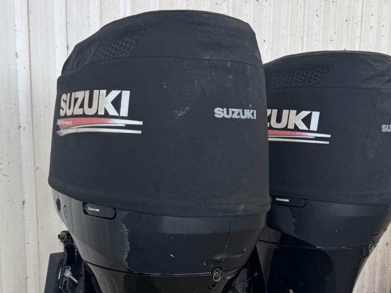 Twin 2003 Suzuki DF200
