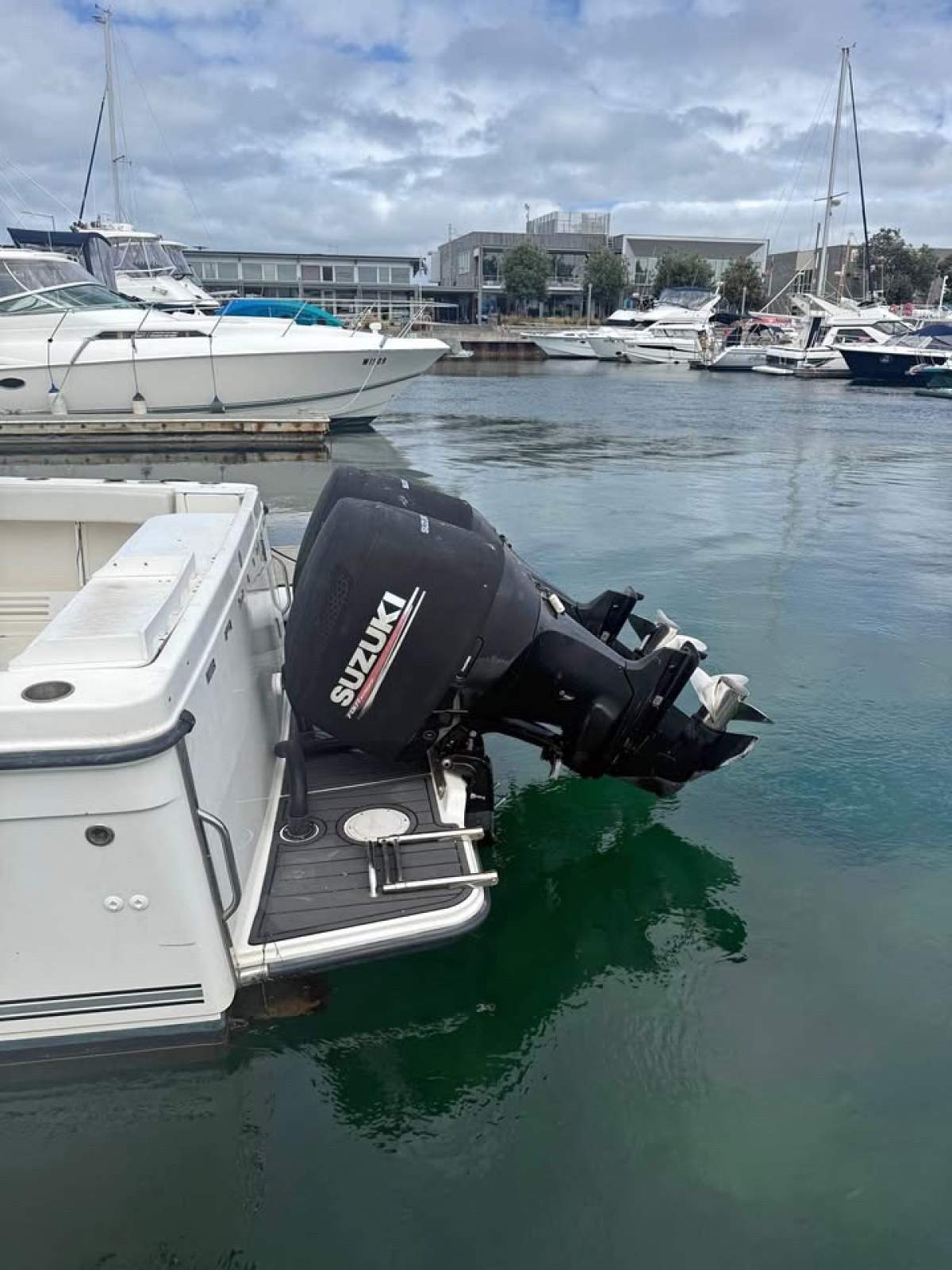 Twin 2003 Suzuki DF200