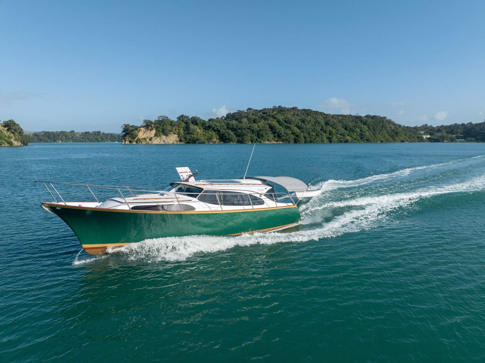 Townson 11.4m Sedan Cruiser