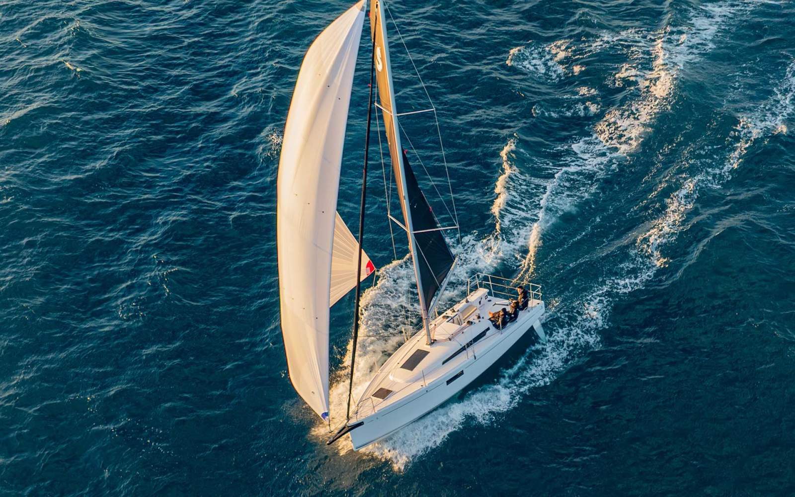 Beneteau First 30