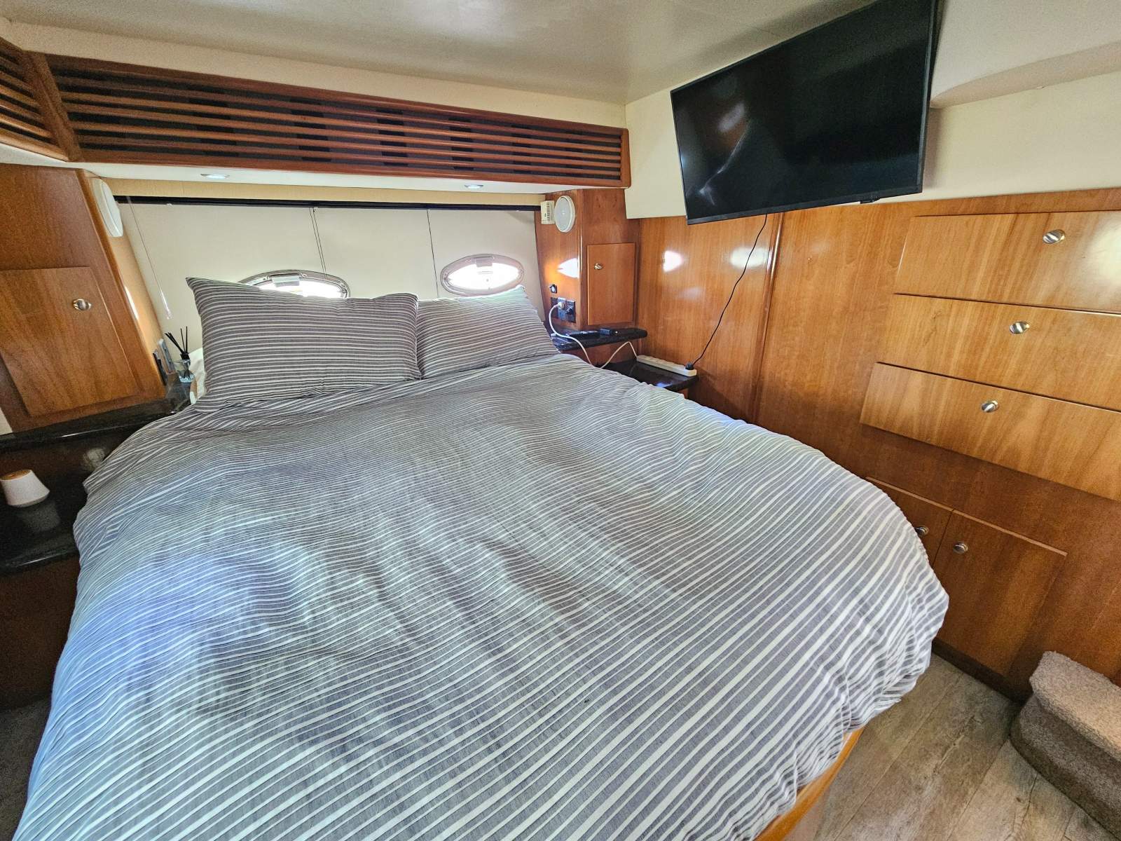 Carver 396 Aft Cabin ROMANI &ndash; *** Great Cruising or Liveaboard ***