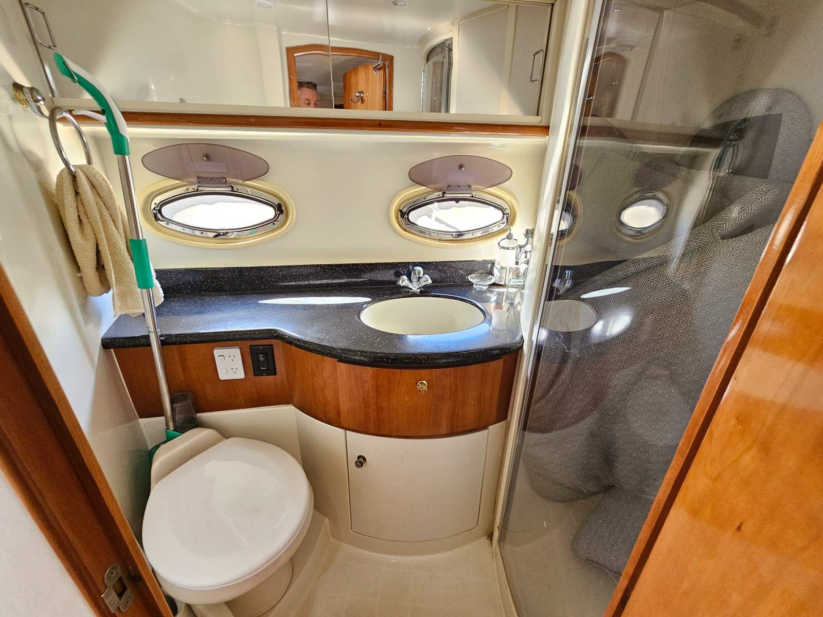 Carver 396 Aft Cabin ROMANI &ndash; *** Great Cruising or Liveaboard ***