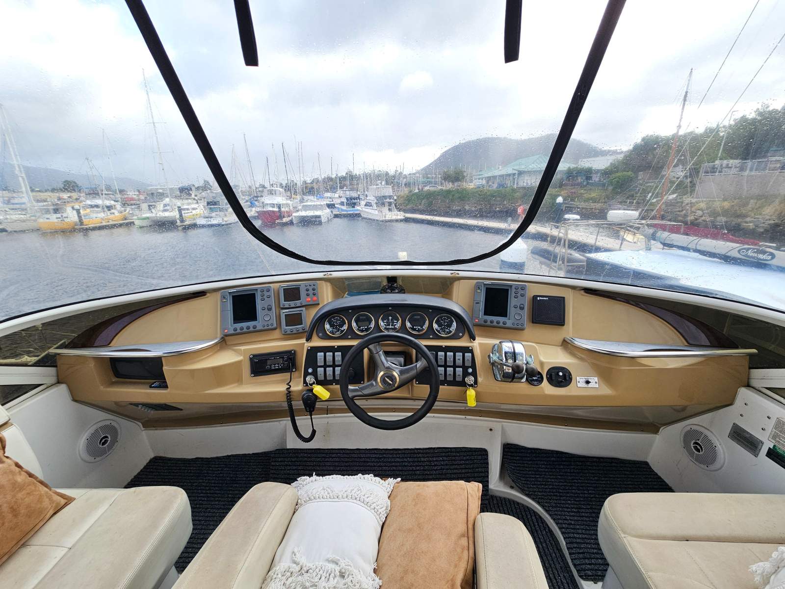 Carver 396 Aft Cabin ROMANI &ndash; *** Great Cruising or Liveaboard ***