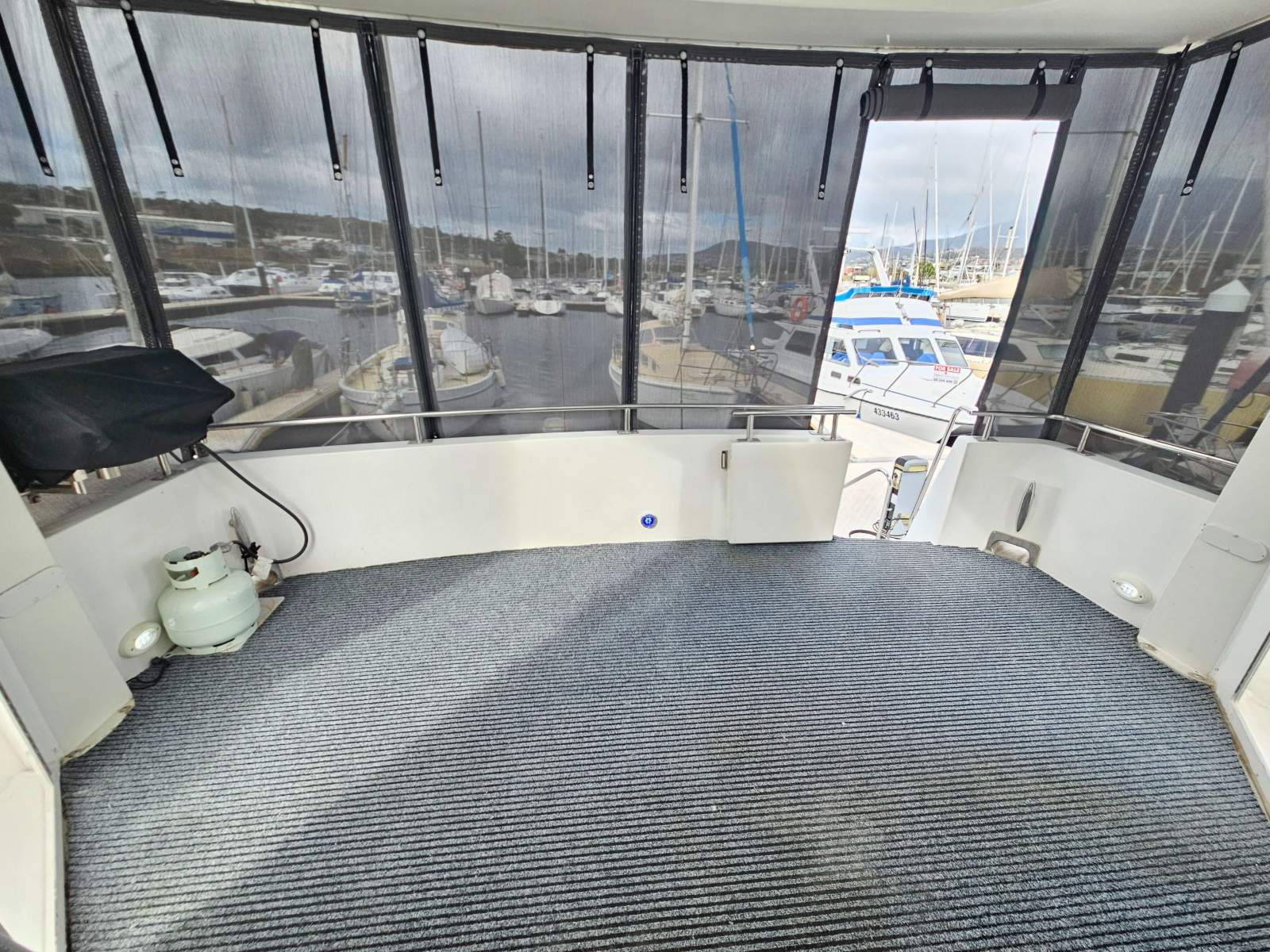 Carver 396 Aft Cabin ROMANI &ndash; *** Great Cruising or Liveaboard ***