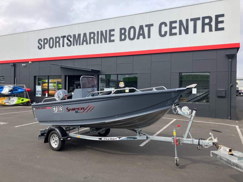 Anglapro Sniper 424 Pro Boat, Motor, Trailer Package