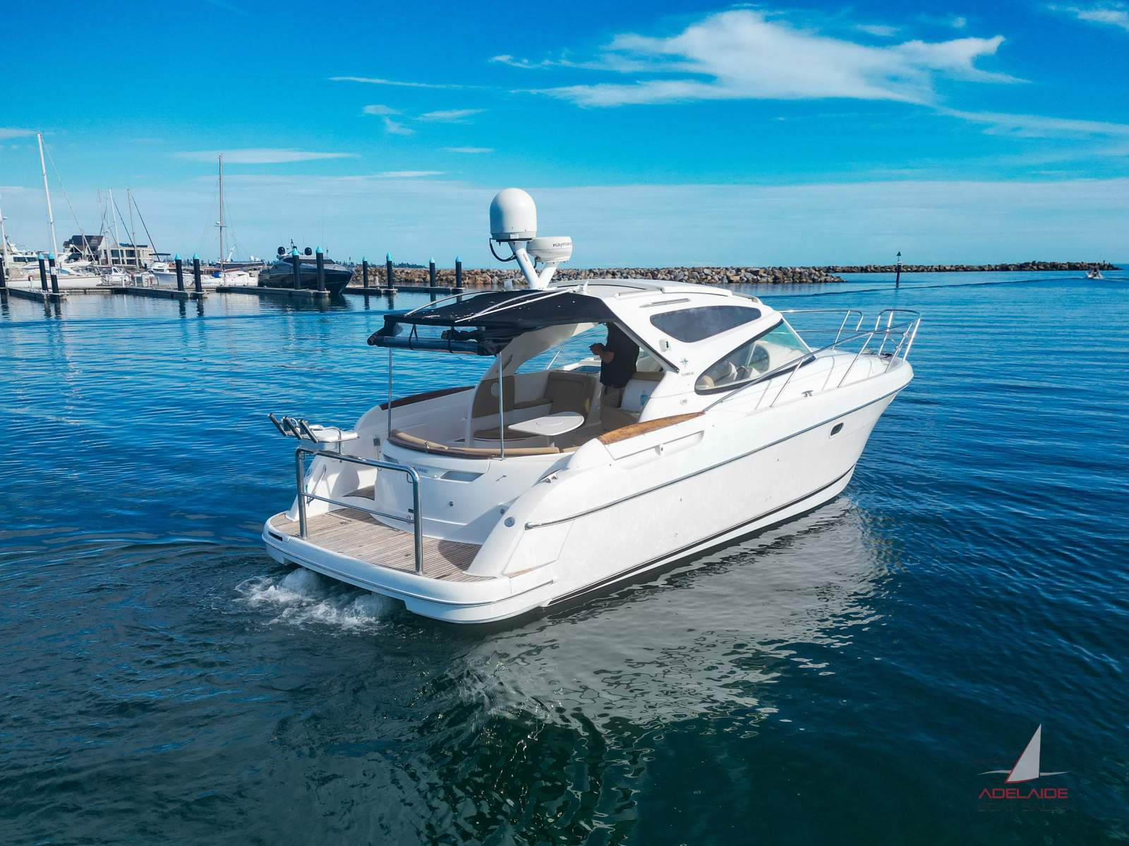 Jeanneau Prestige 34 Hard Top