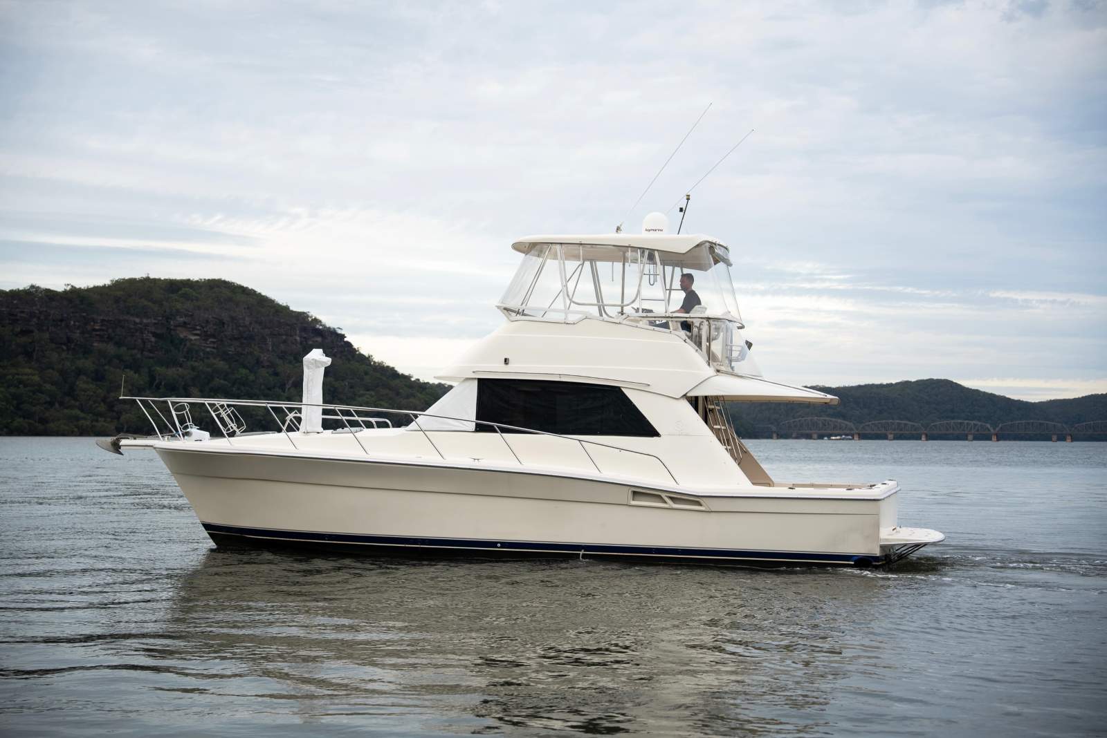 Riviera 39 Flybridge