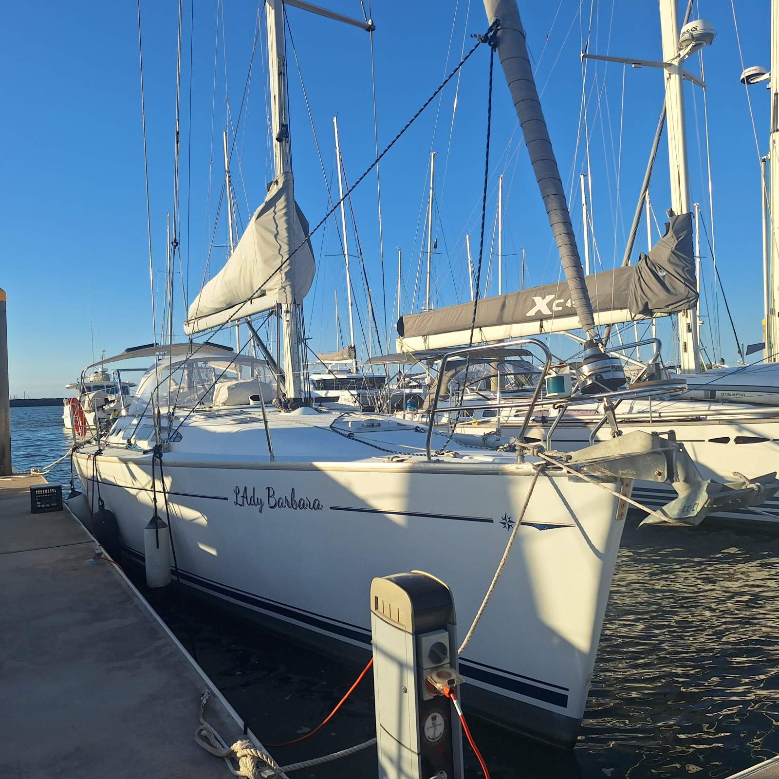 Jeanneau Sun Fast 43 Offshore-Ready Performance Cruiser