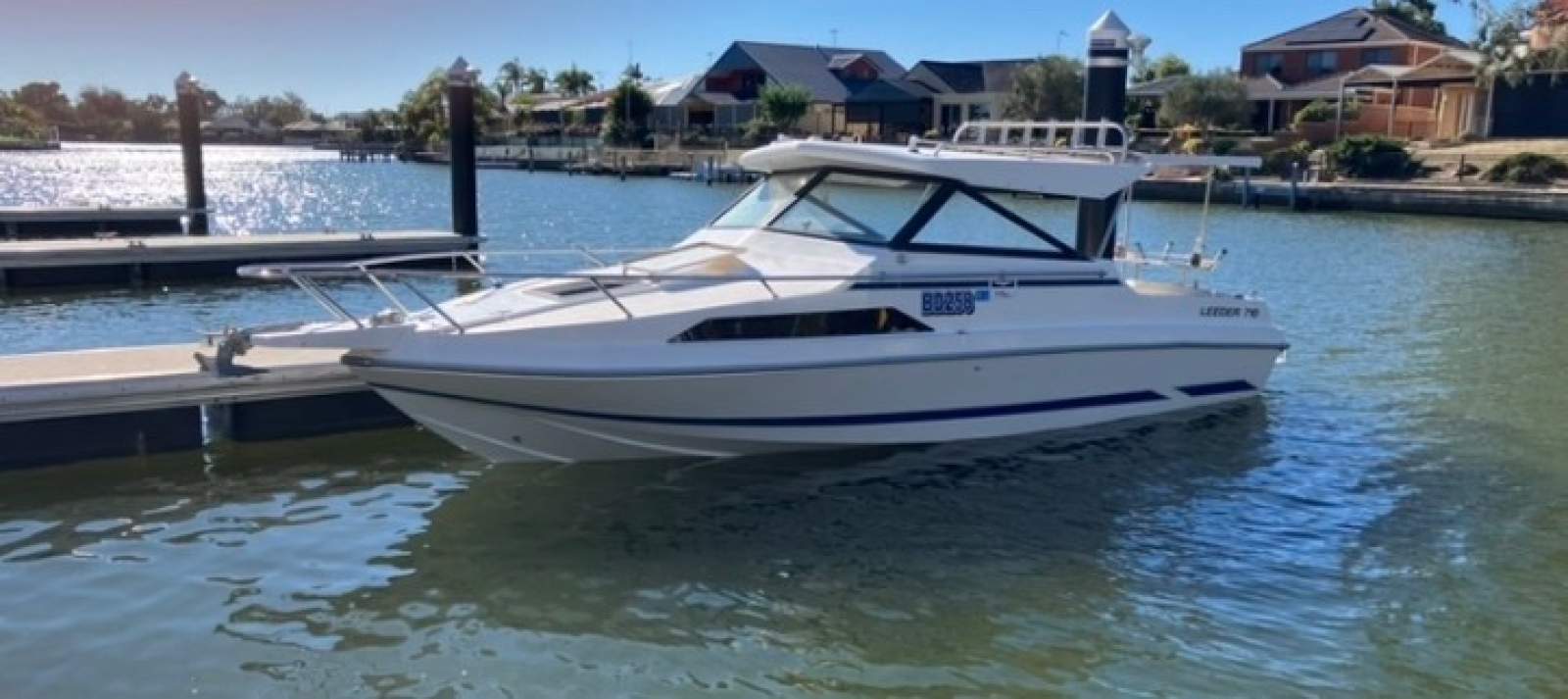 Leeder 710 Deluxe Hardtop