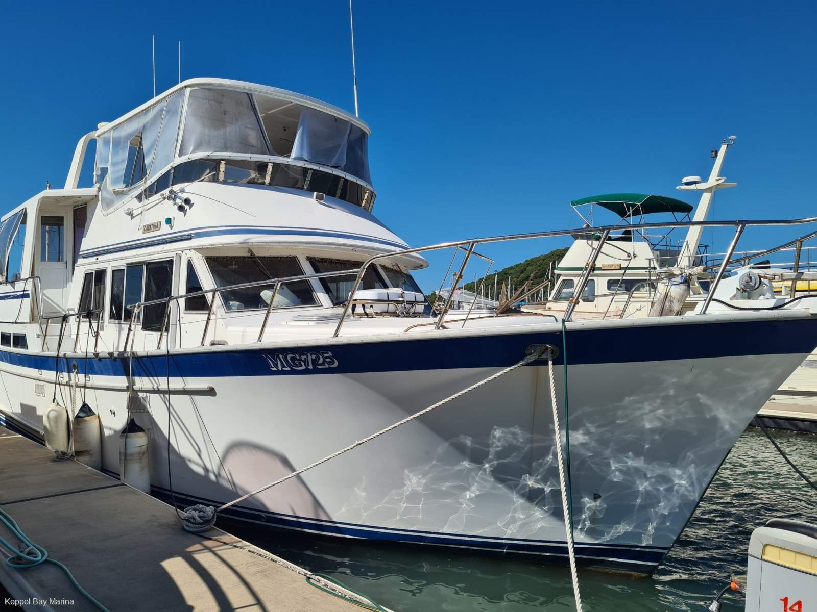 Sea Ranger 46 Aft Cabin Flybridge Cruiser