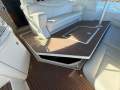 Sea Ray 41EC:Whole floor electric hatch