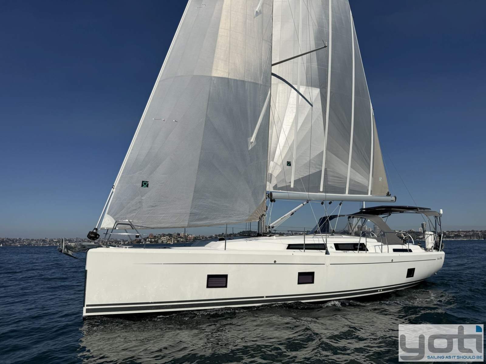 Hanse 418