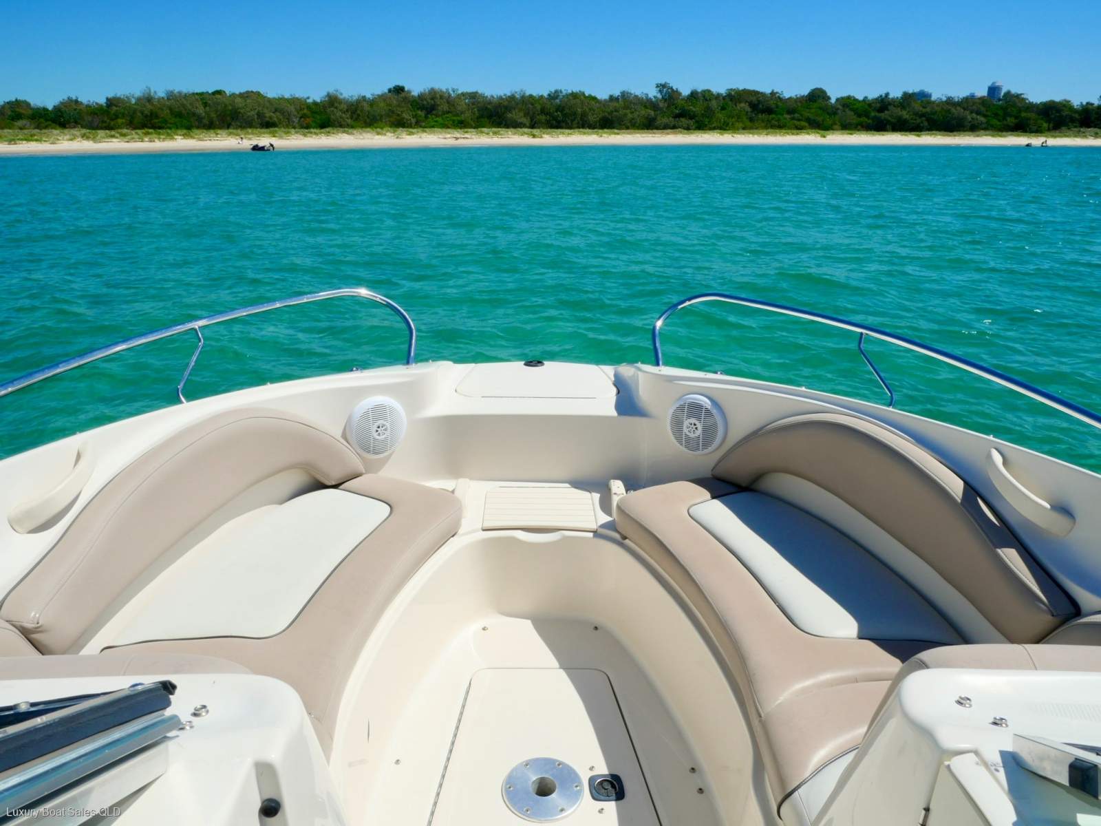 Sea Ray 220 Sundeck