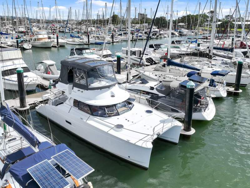 Fountaine Pajot Highland Trawler 35