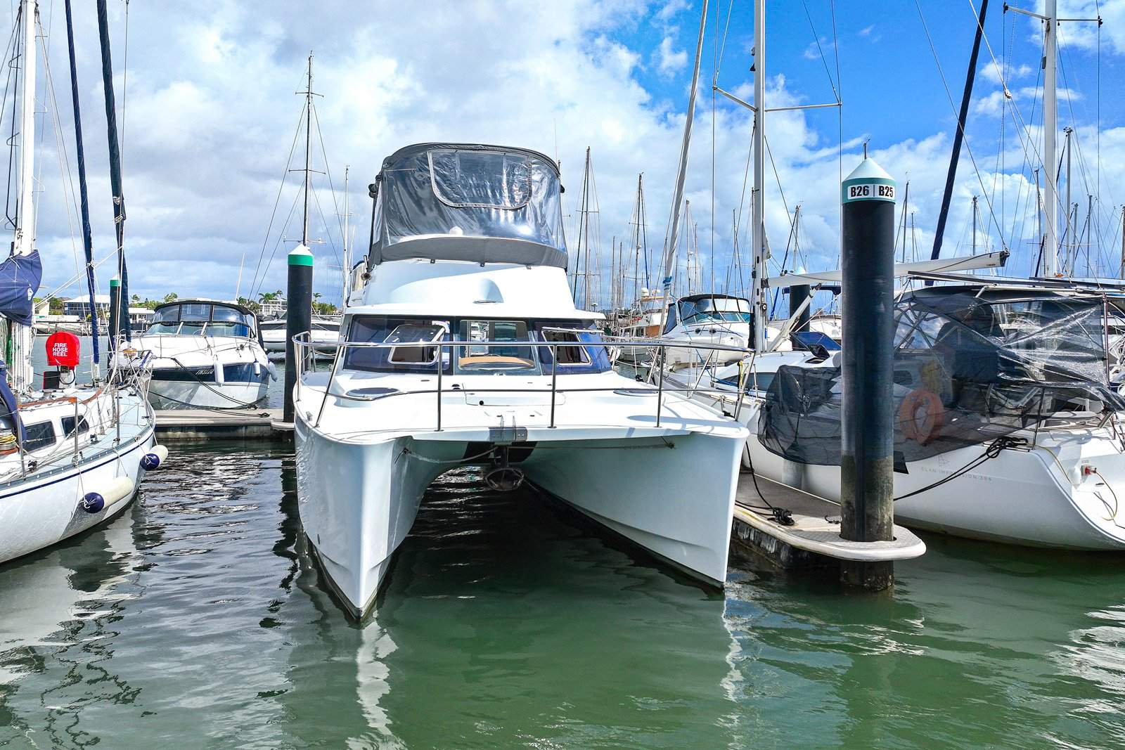 Fountaine Pajot Highland Trawler 35