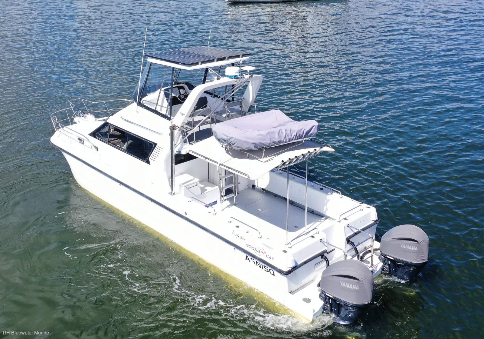 Noosa Cat 3900 Profisher Flybridge