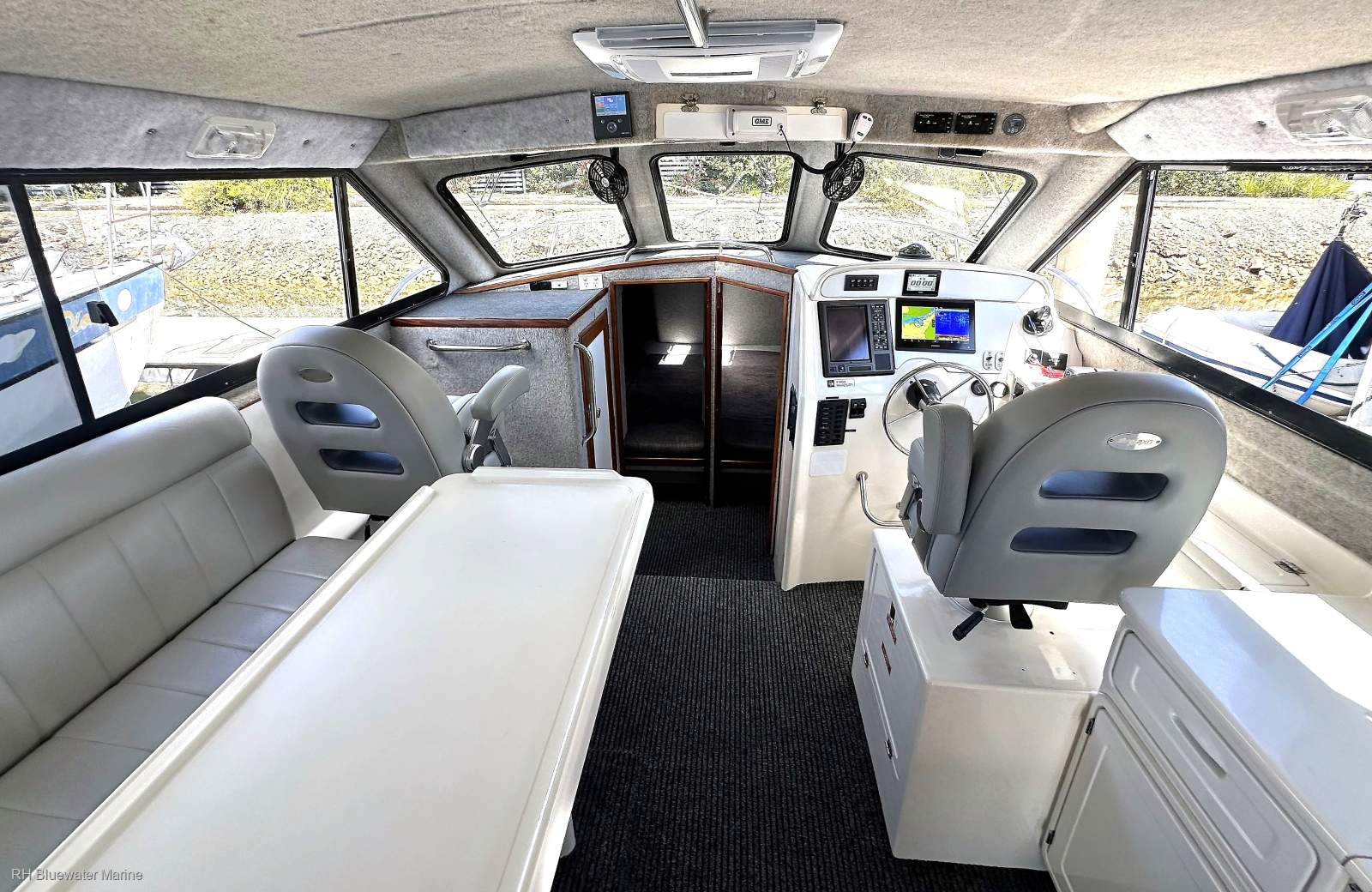 Noosa Cat 3900 Profisher Flybridge