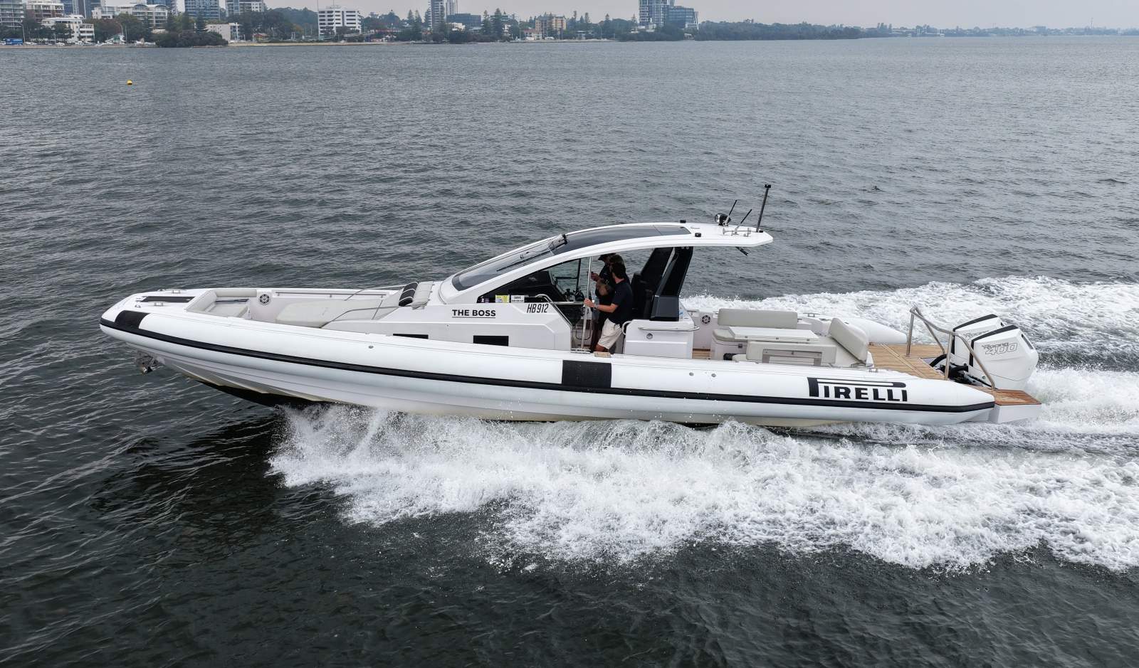 Pirelli TecnoRib 42 - Twin 400 V10 package