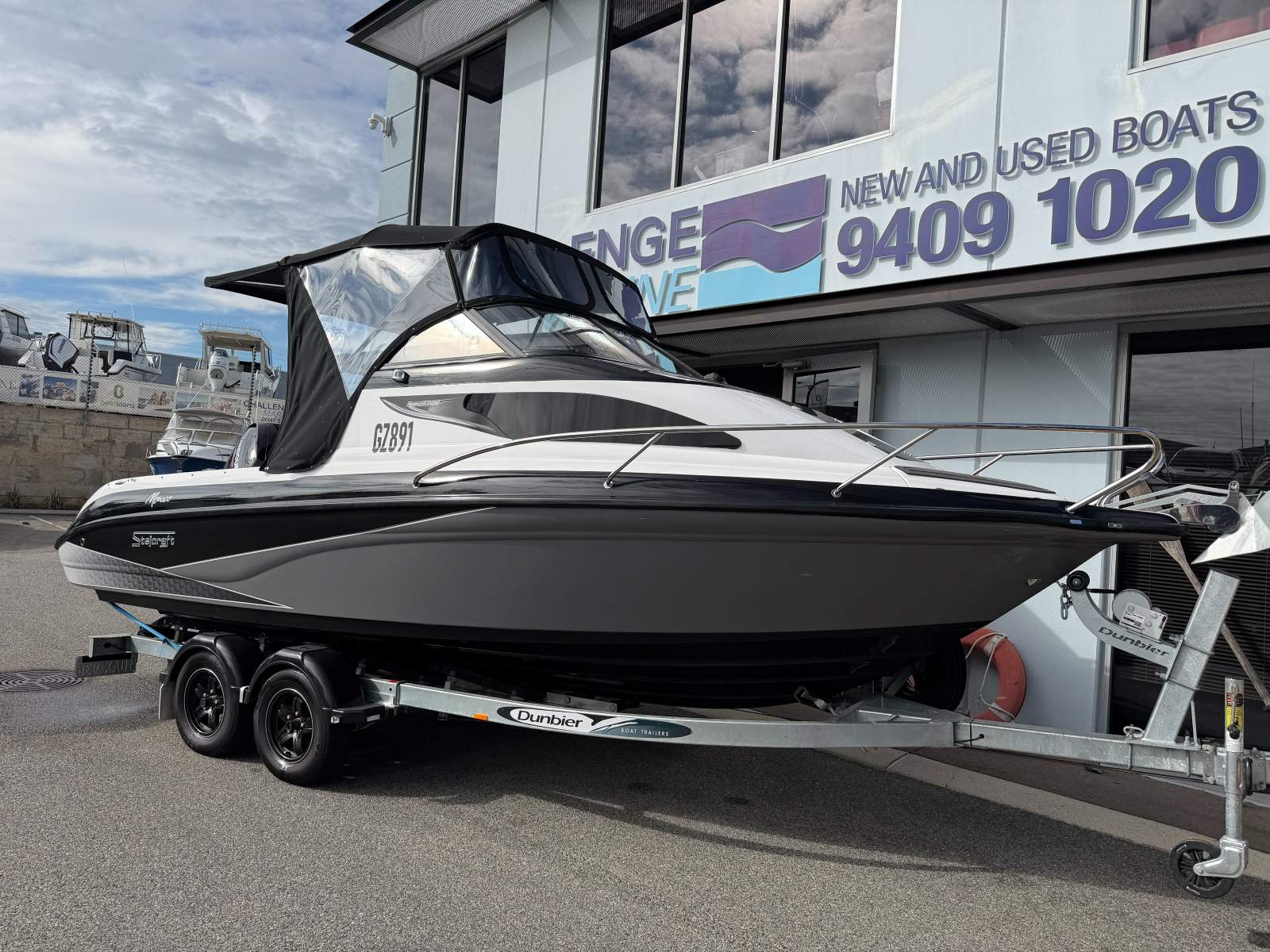 Stejcraft 640 Monaco with Mercury 150HP 4 Stroke only 41 hours