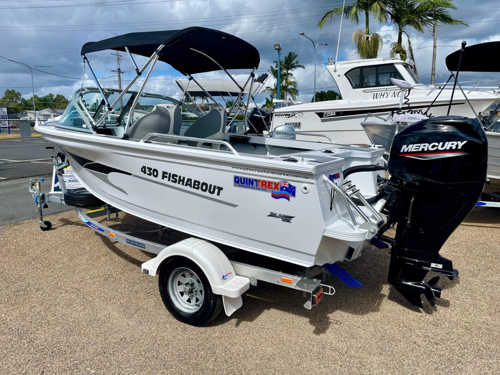 Quintrex 430 Fishabout - Blade Hull