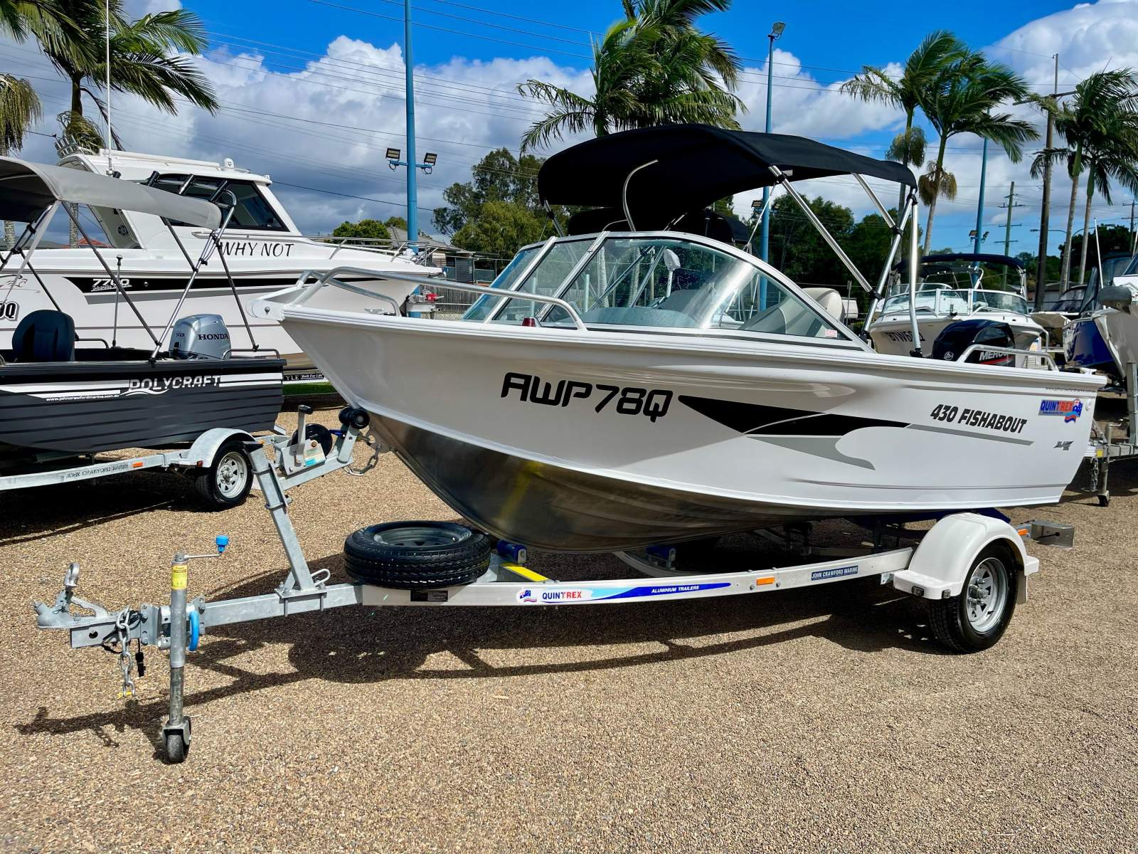 Quintrex 430 Fishabout - Blade Hull