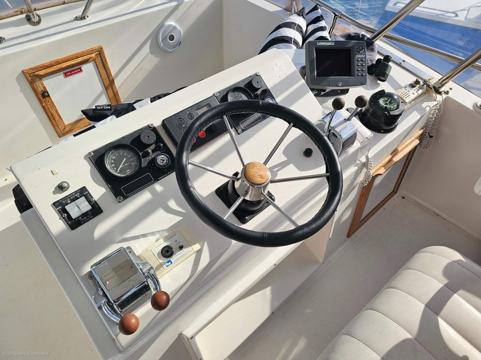 Mariner 3400 Flybridge Springer