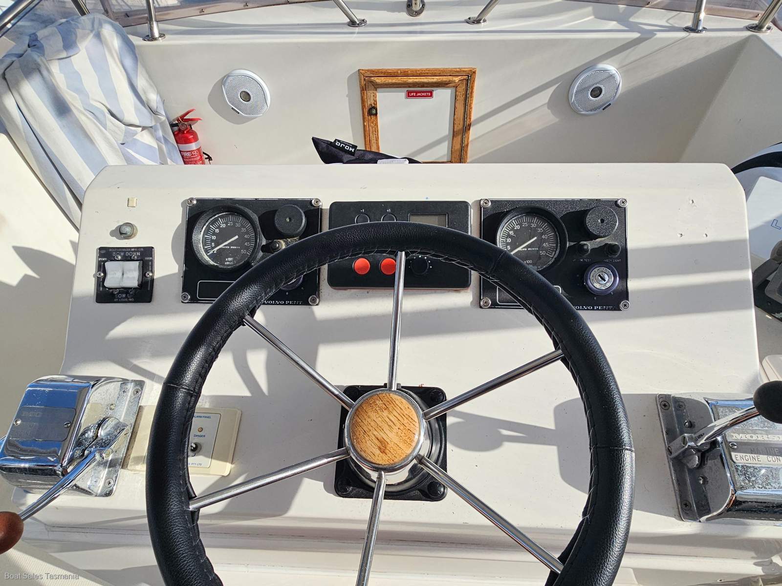 Mariner 3400 Flybridge Springer