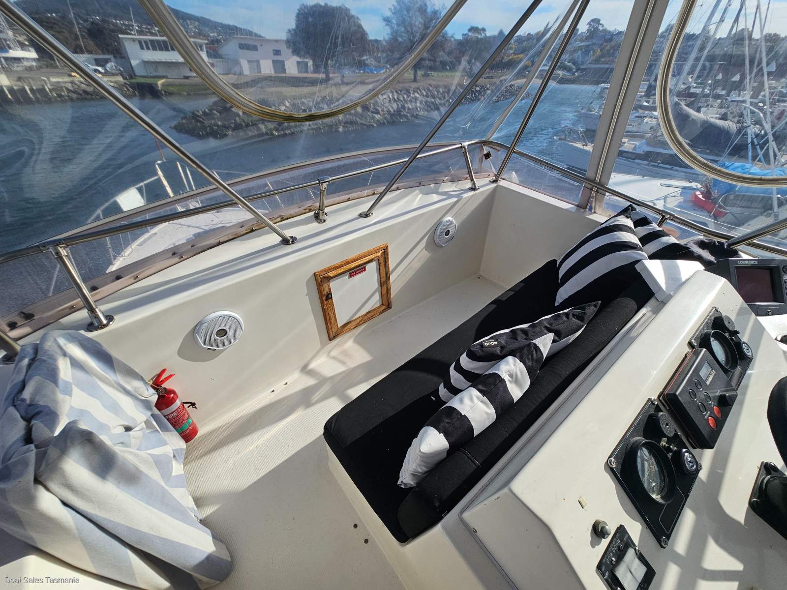 Mariner 3400 Flybridge Springer