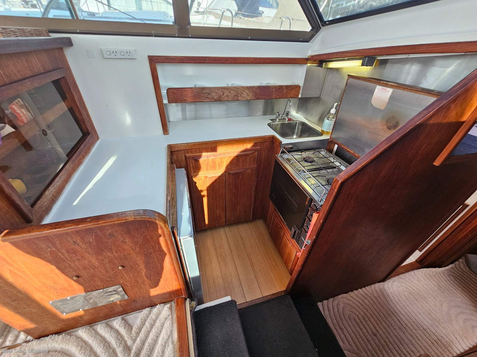 Mariner 3400 Flybridge Springer