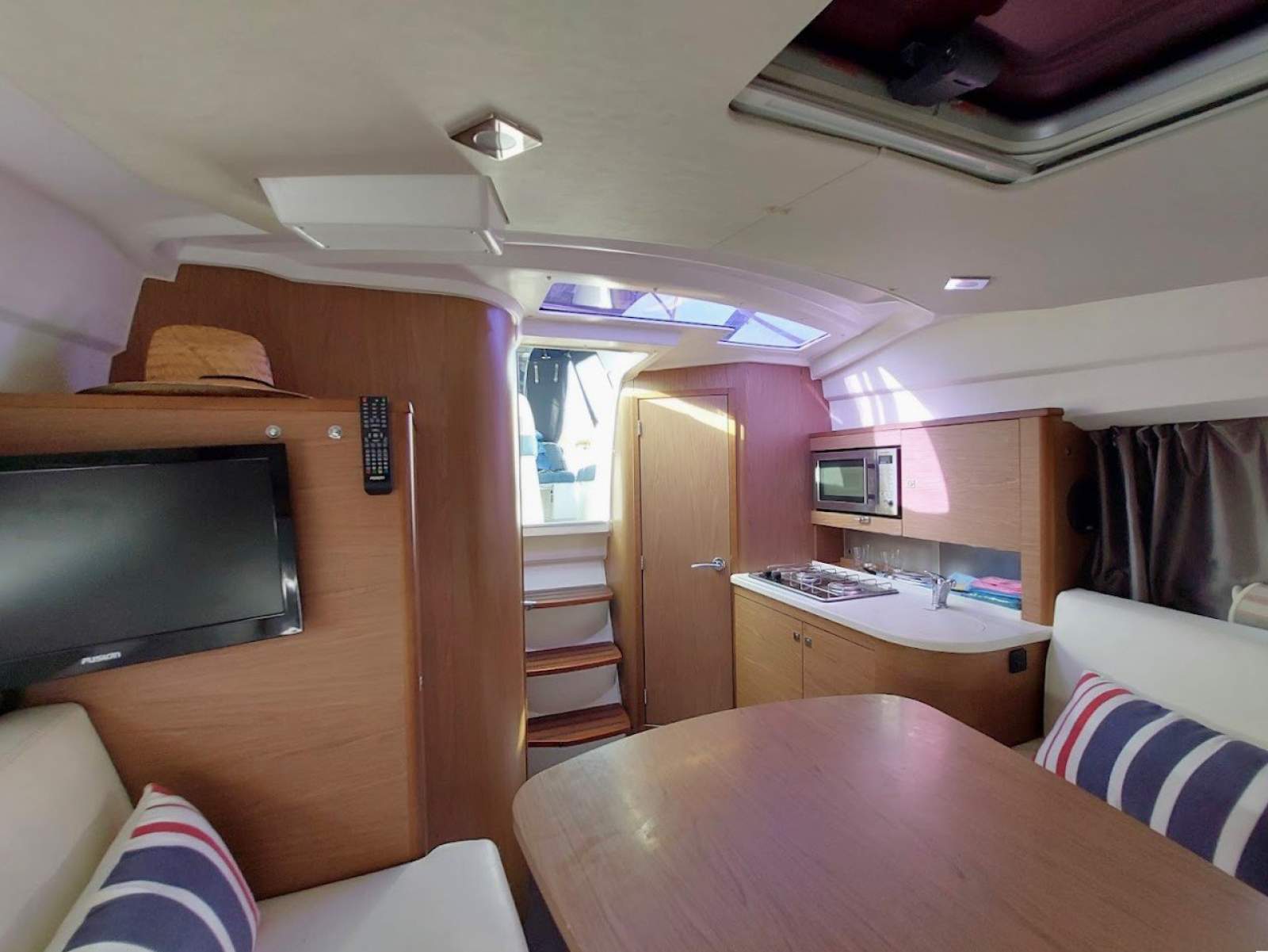 Jeanneau Leader 8 Diesel
