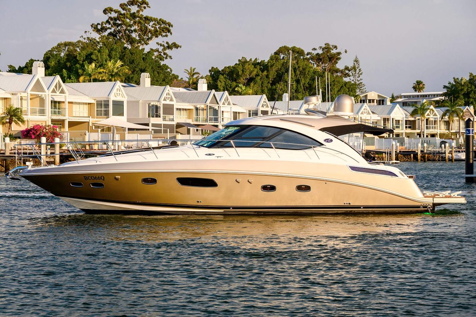 Sea Ray 470 Sundancer