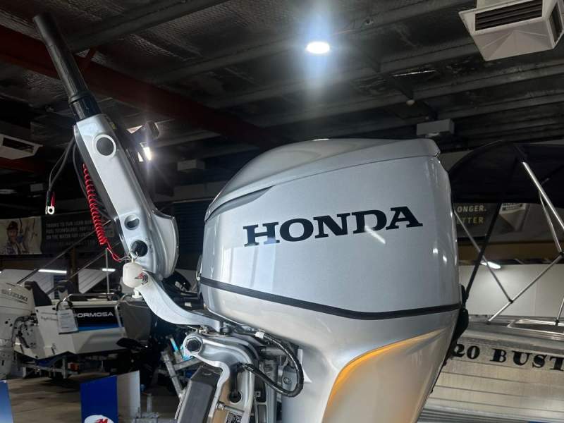 " Demo" Honda 60hp 4 stroke Tiller