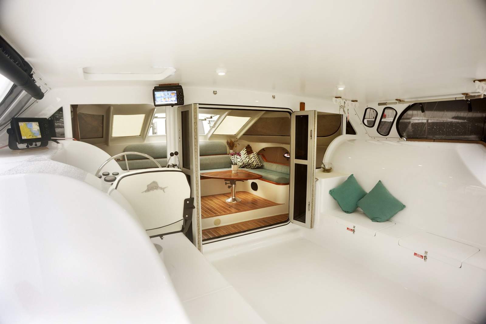 Custom 12M POWER CATAMARAN