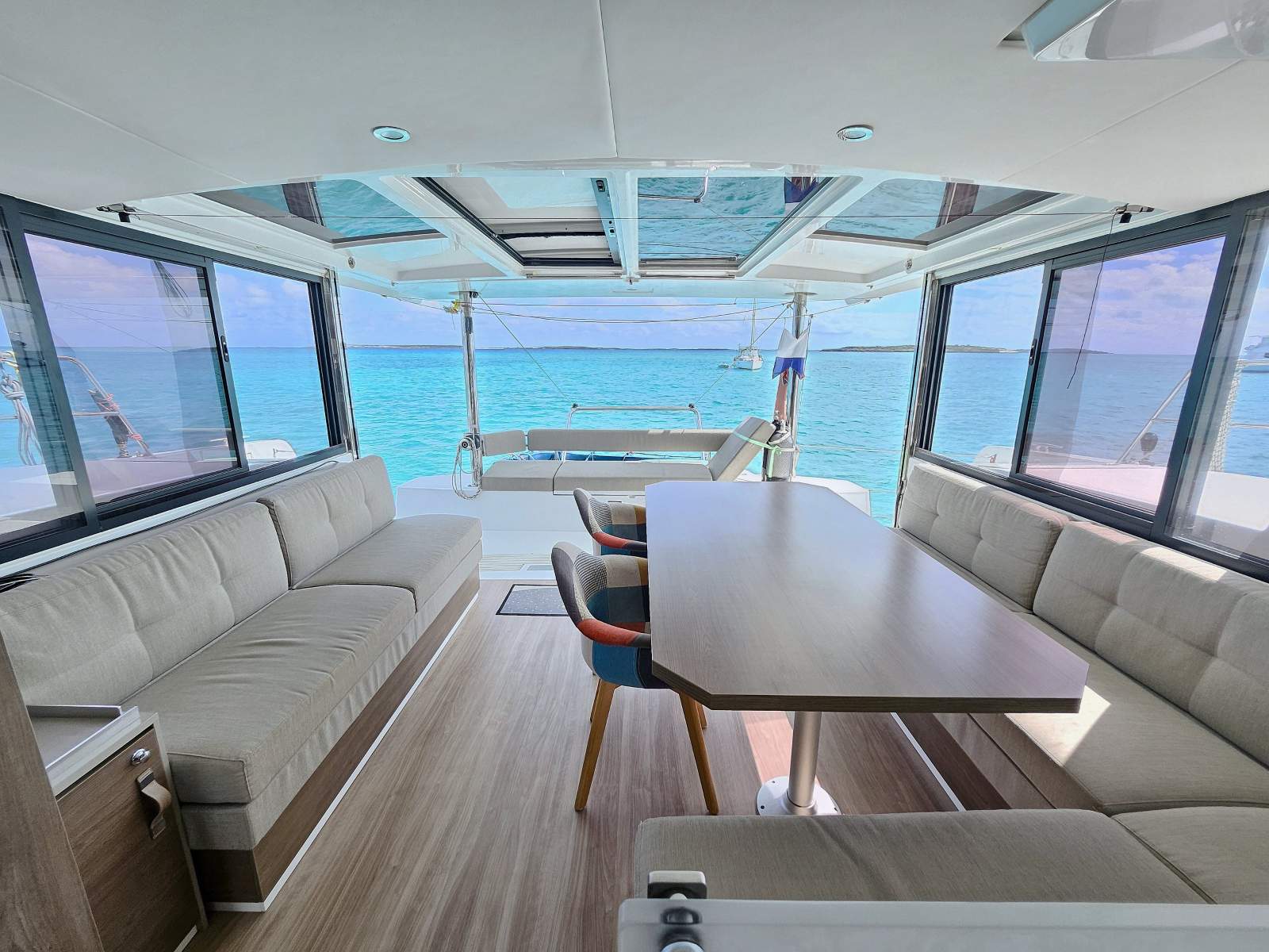 Bali Catamarans 4.4 Owners Version