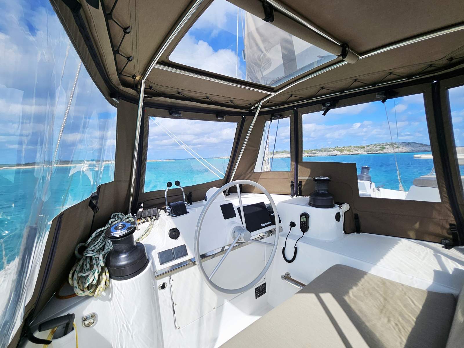 Bali Catamarans 4.4 Owners Version