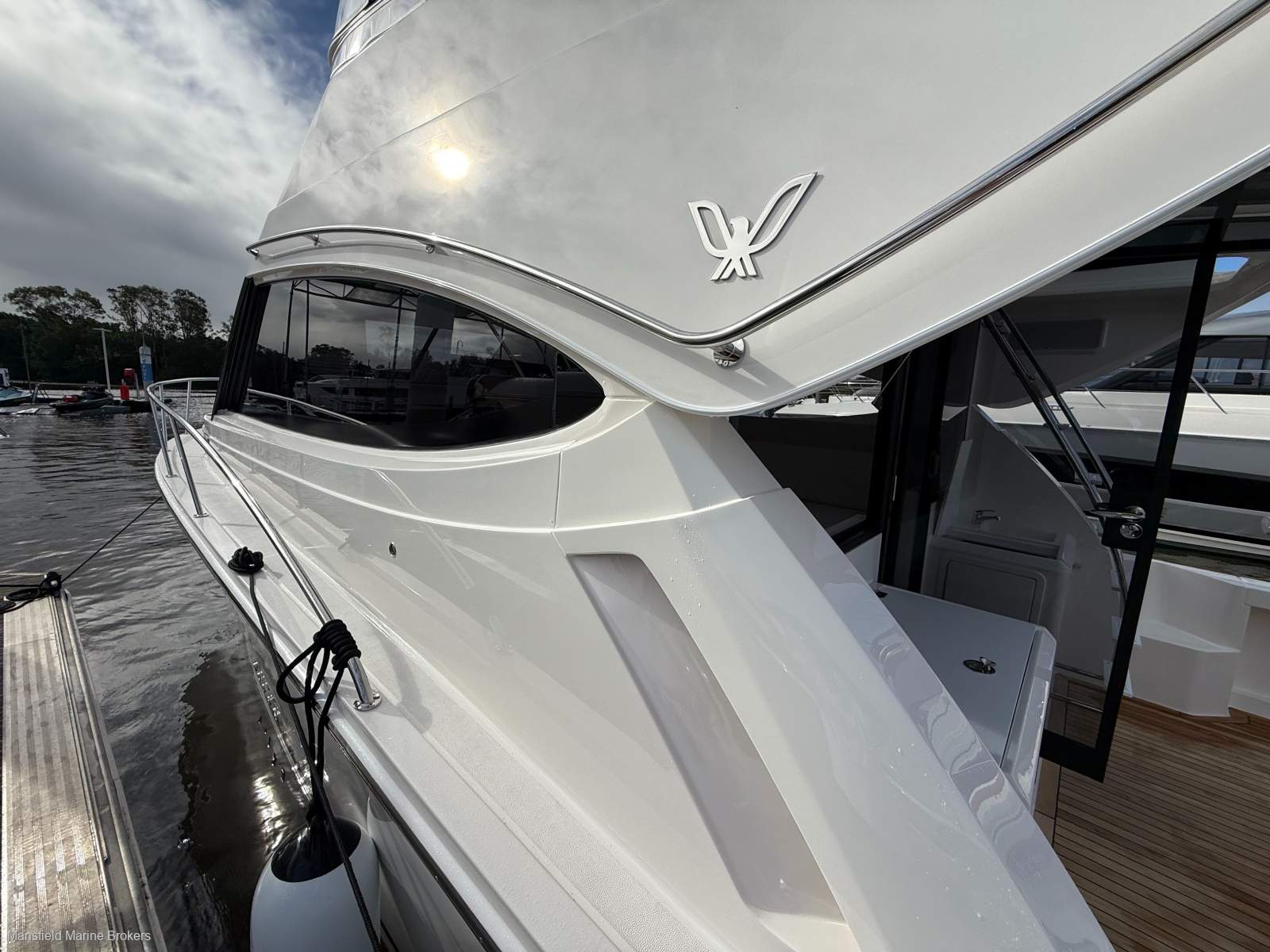 New Caribbean C40 F:Perfect profile