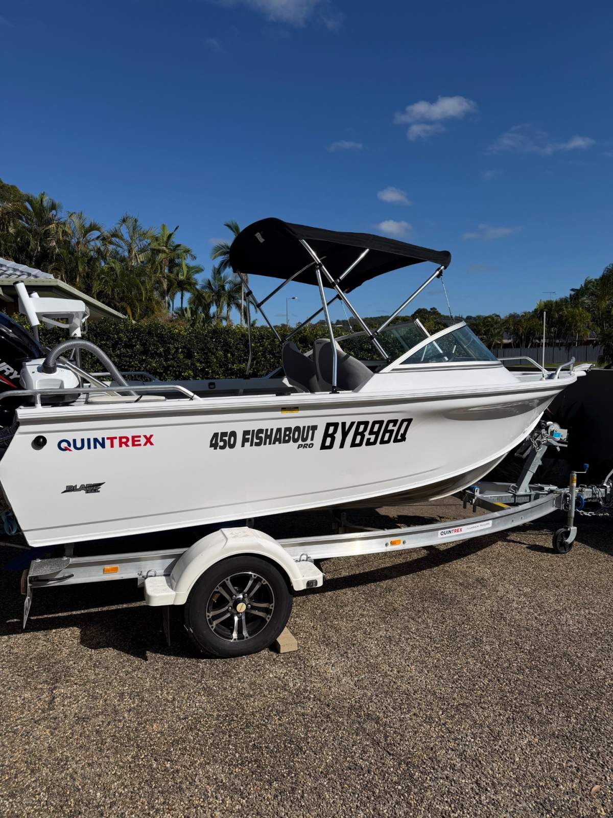 Quintrex 450 Fishabout Pro